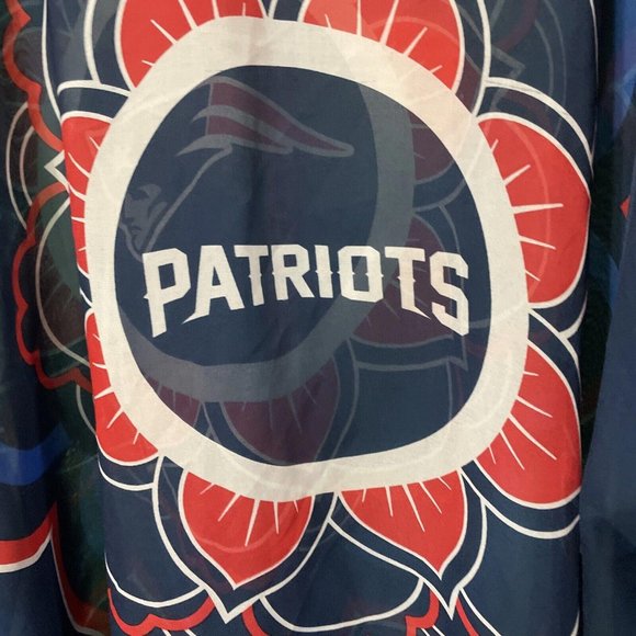 NEW ENGLAND PATRIOTS Women's logo semi sheer swim cover up in BLUE   OSFM - VGUC - Picture 7 of 8